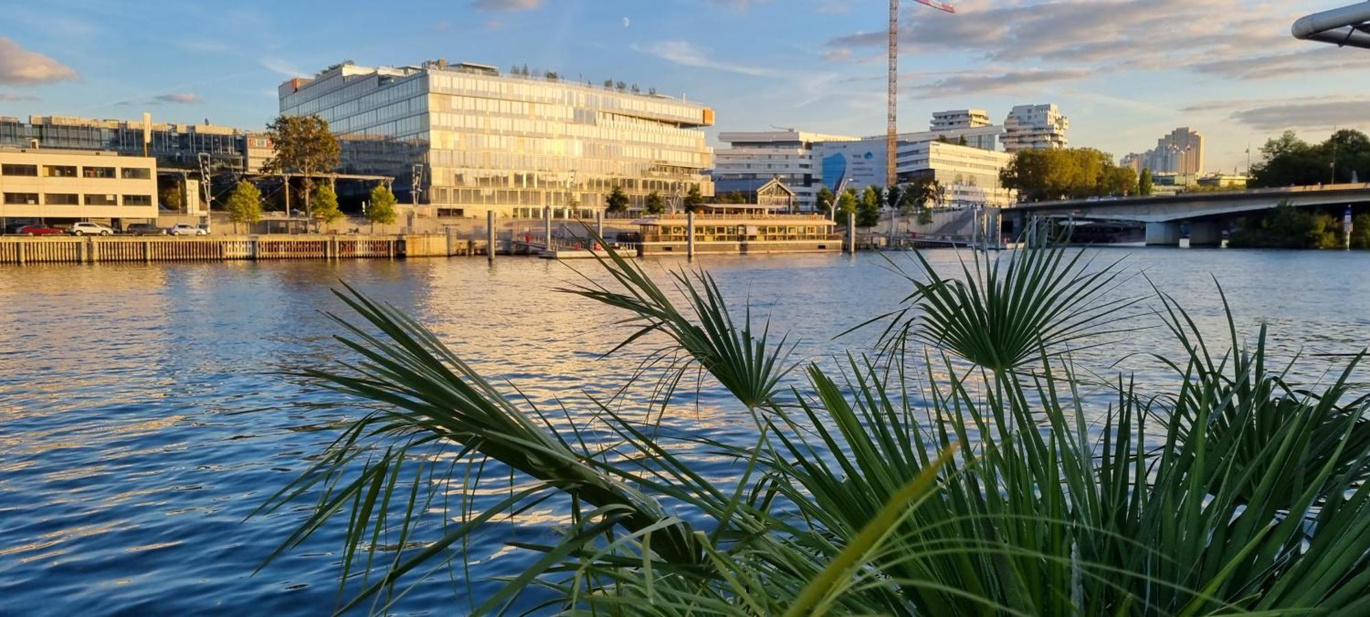 Logement Vue Sur La Seine Boulogne-Billancourt Exterior foto